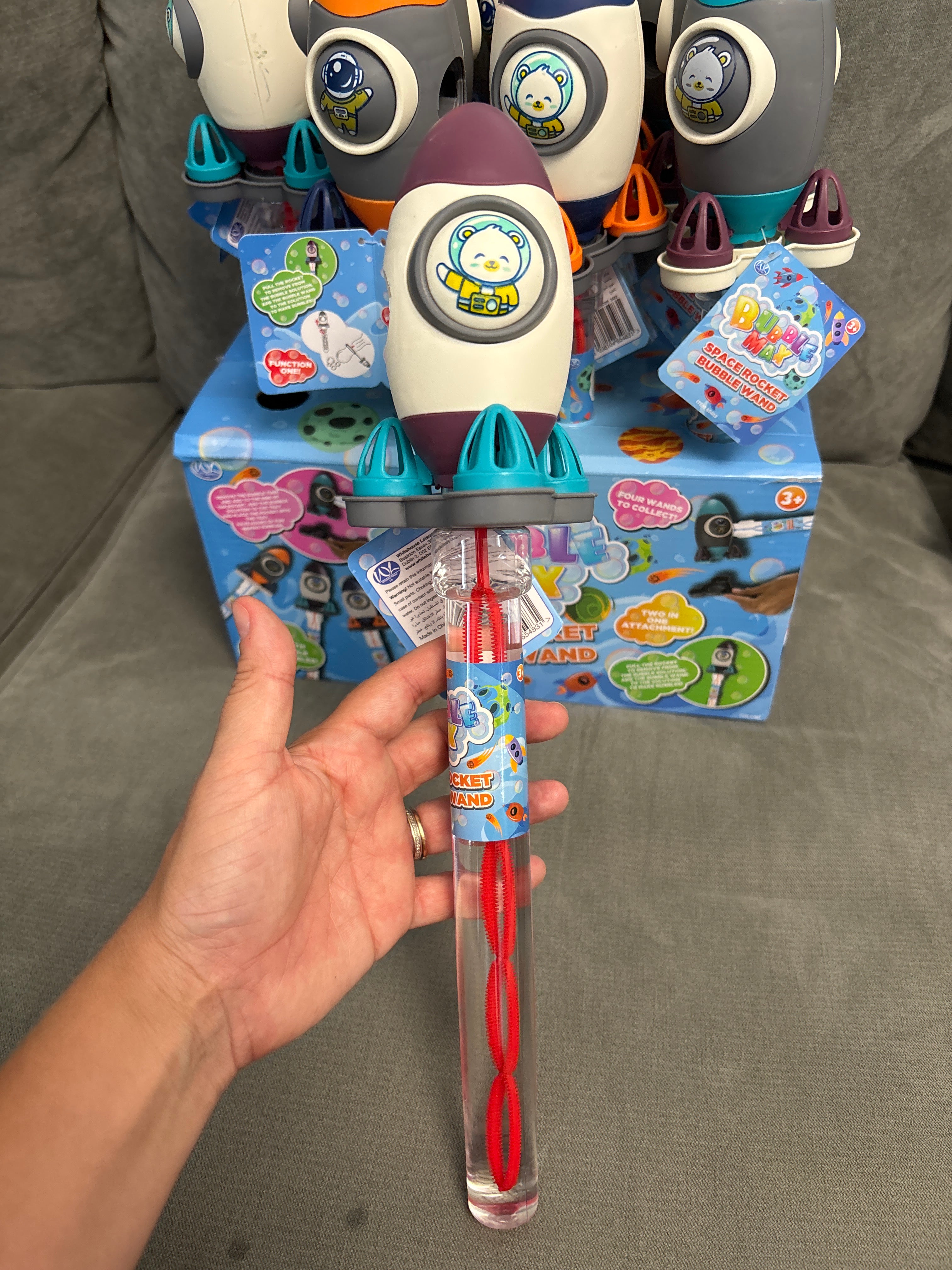 Space rocket bubble wand