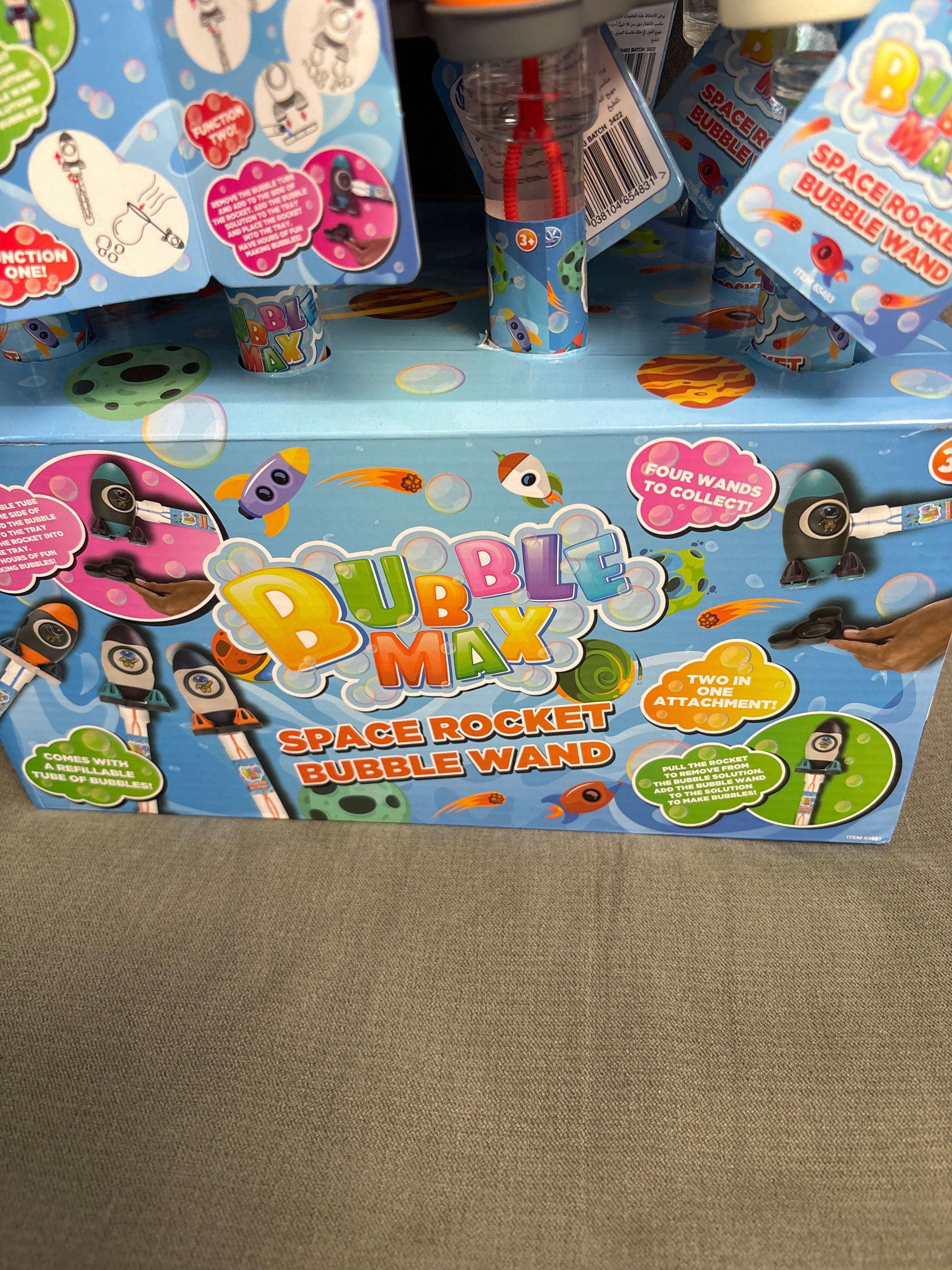 Space rocket bubble wand