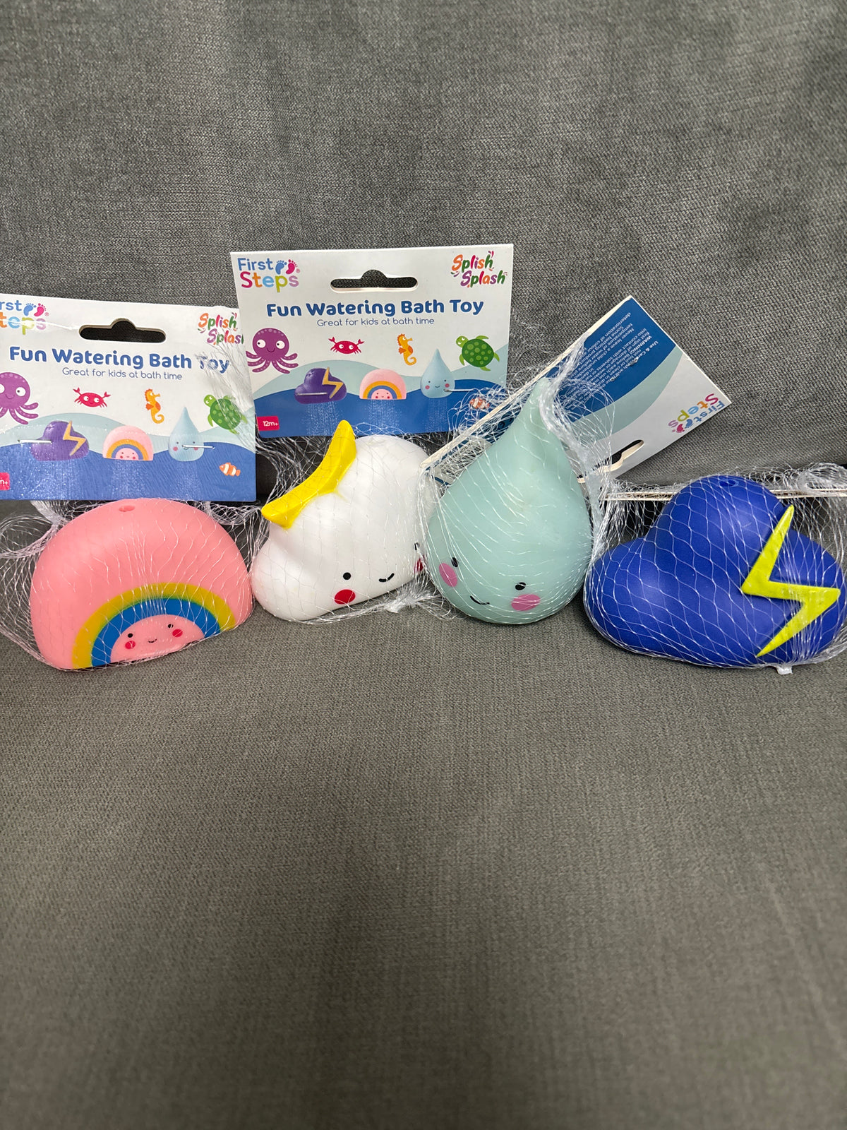 Fun watering bath toy