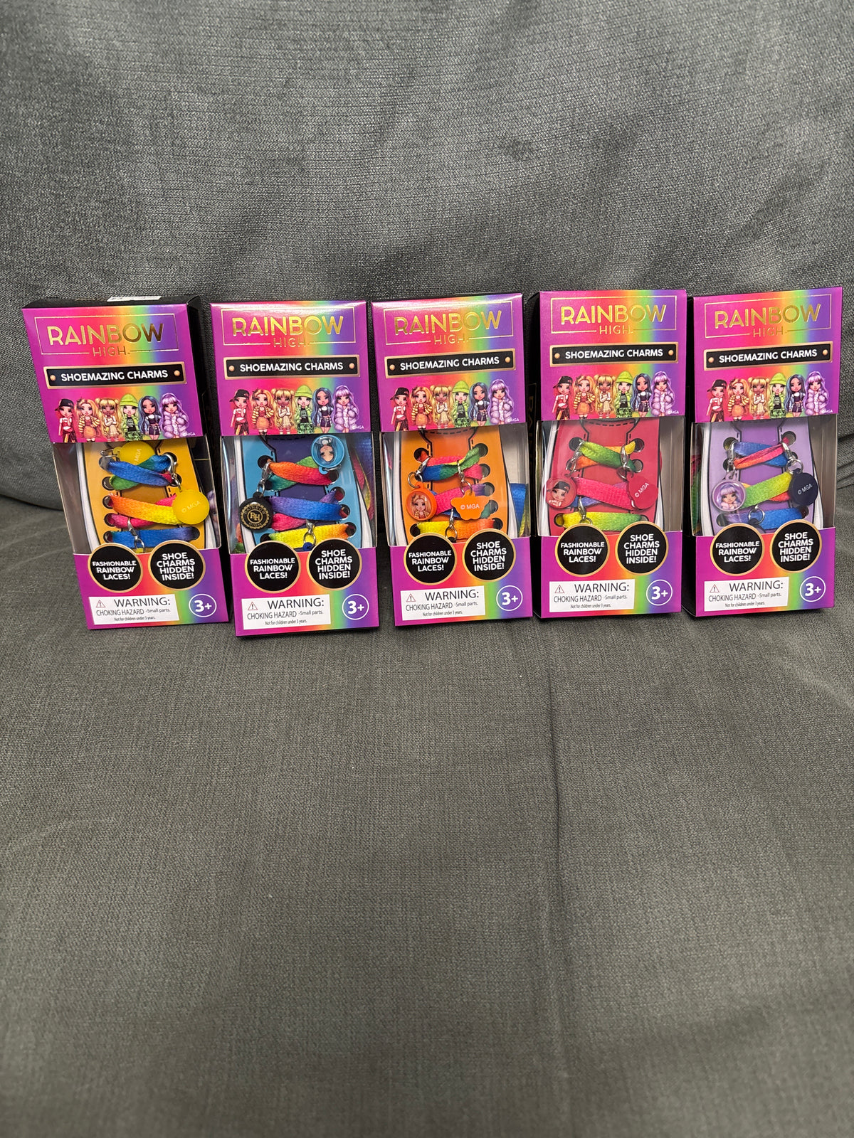 Rainbow high shoemazing charms