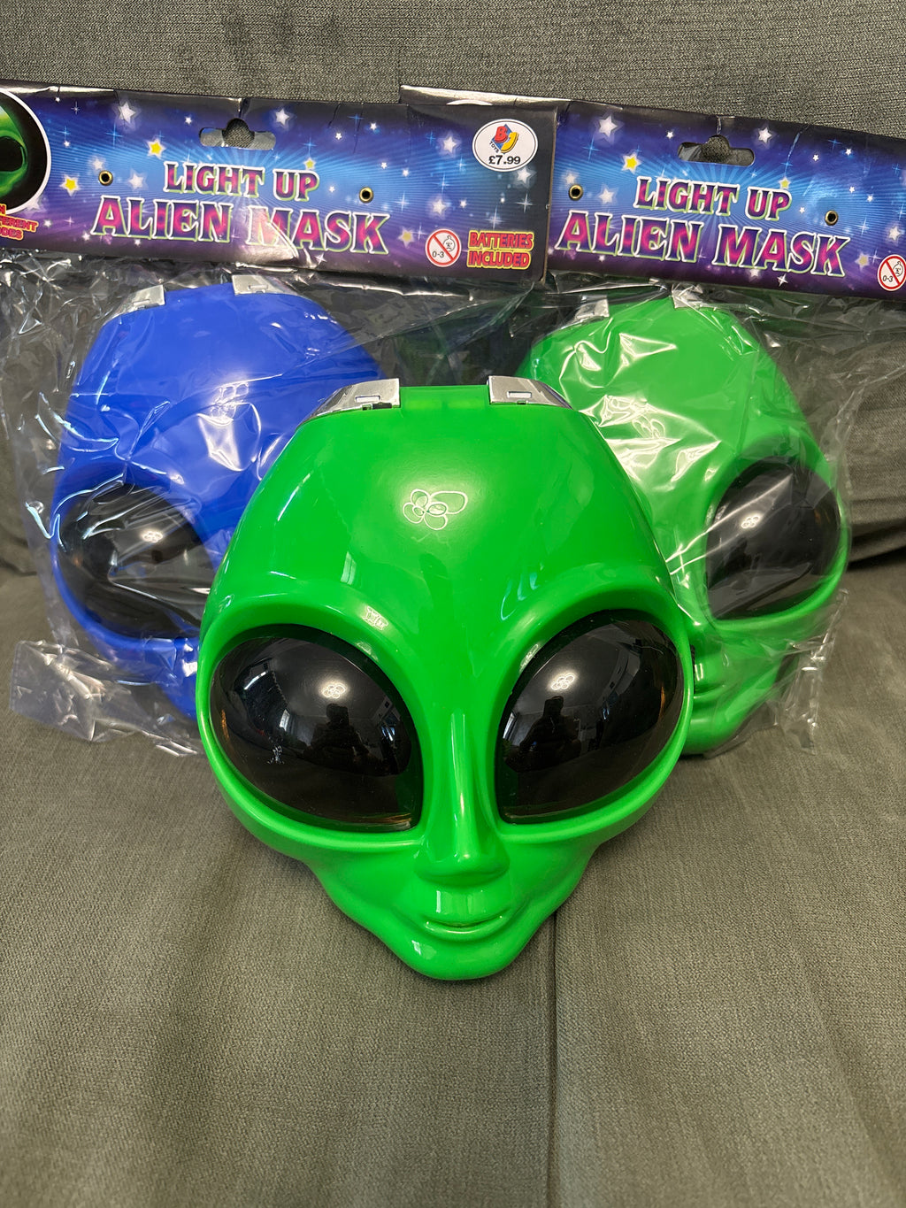 Light up alien mask