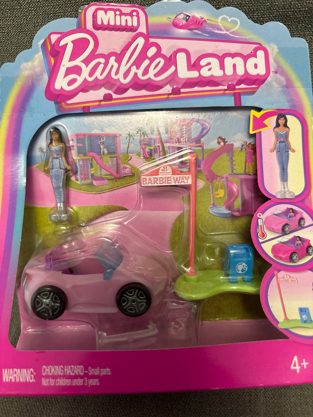 Mini Barbieland figure and car set