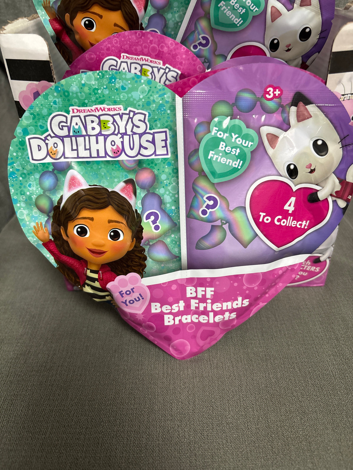 Gabby’s dollhouse BFF mystery bracelets